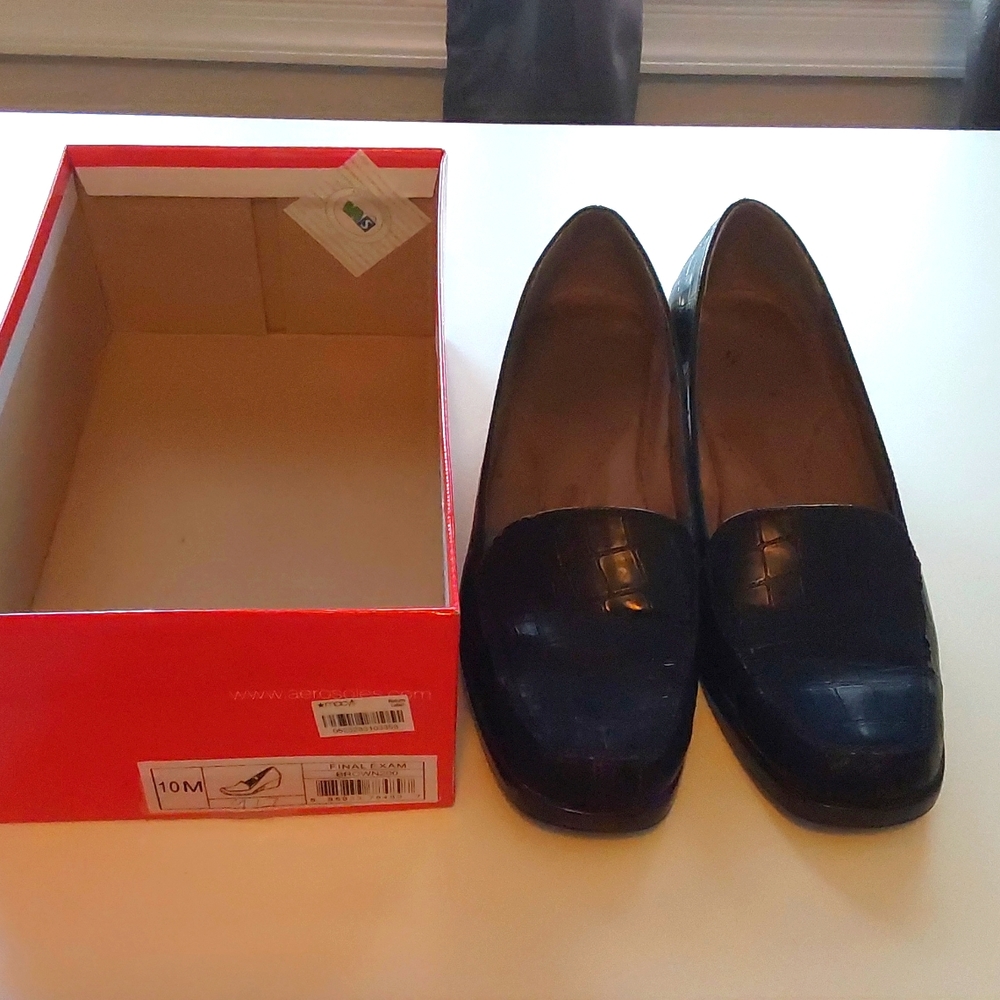 Wedge loafers